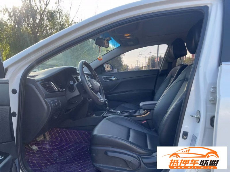  17年現(xiàn)代名圖轎車 
