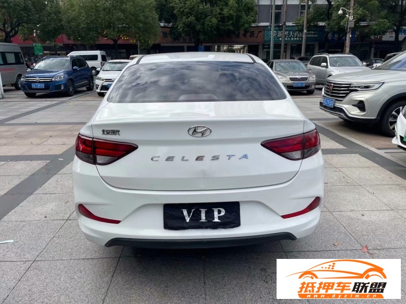  19年現(xiàn)代悅動轎車 