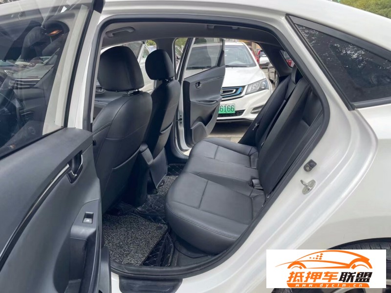  19年現(xiàn)代悅動轎車 