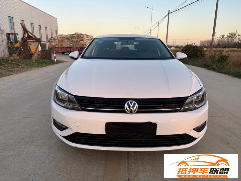  18年大眾凌渡轎車 