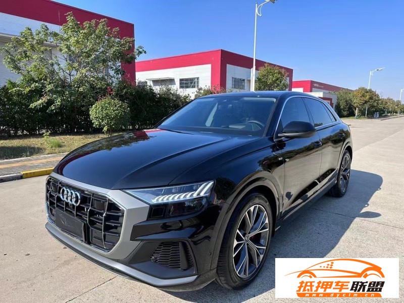  23年奧迪Q8轎車 