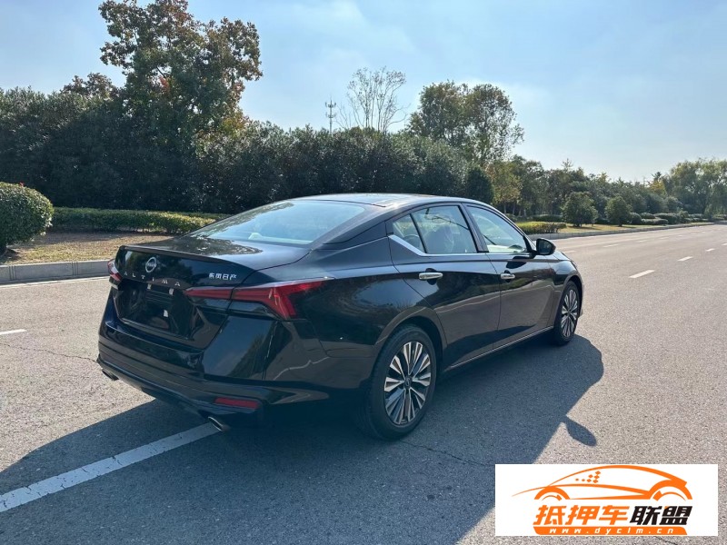  23年日產(chǎn)天籟轎車 