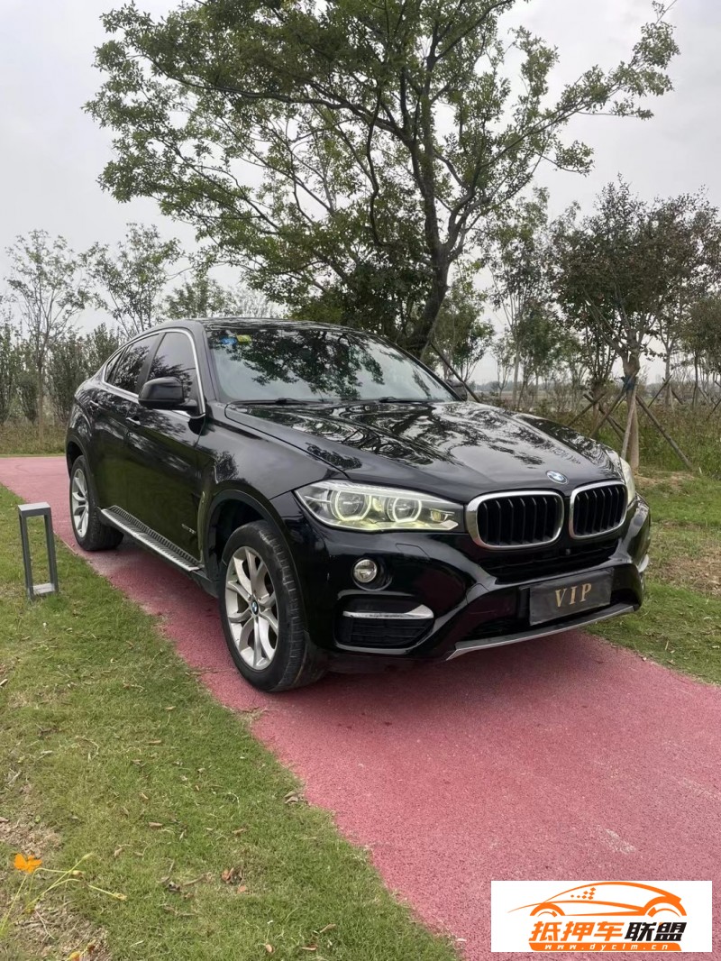  17年寶馬X6轎車 