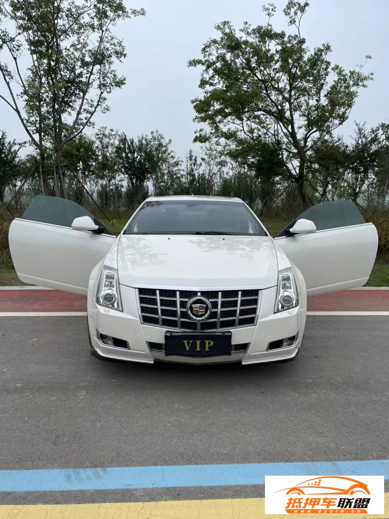  13年凱迪拉克CTS轎車 