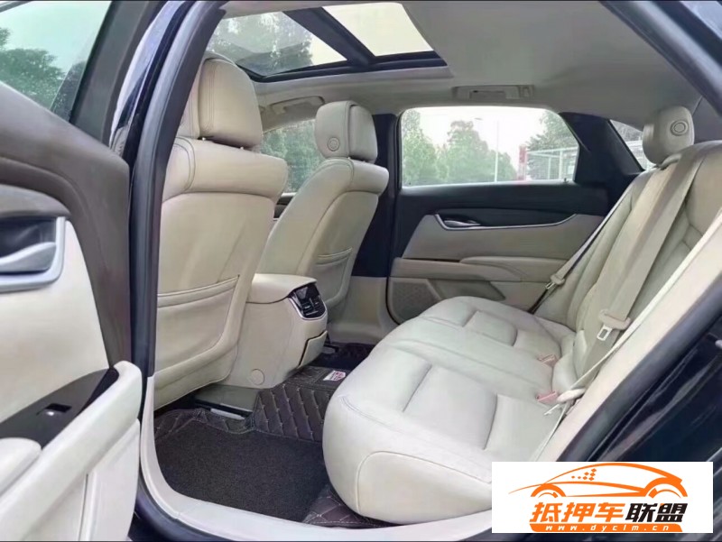  14年凱迪拉克XTS轎車 