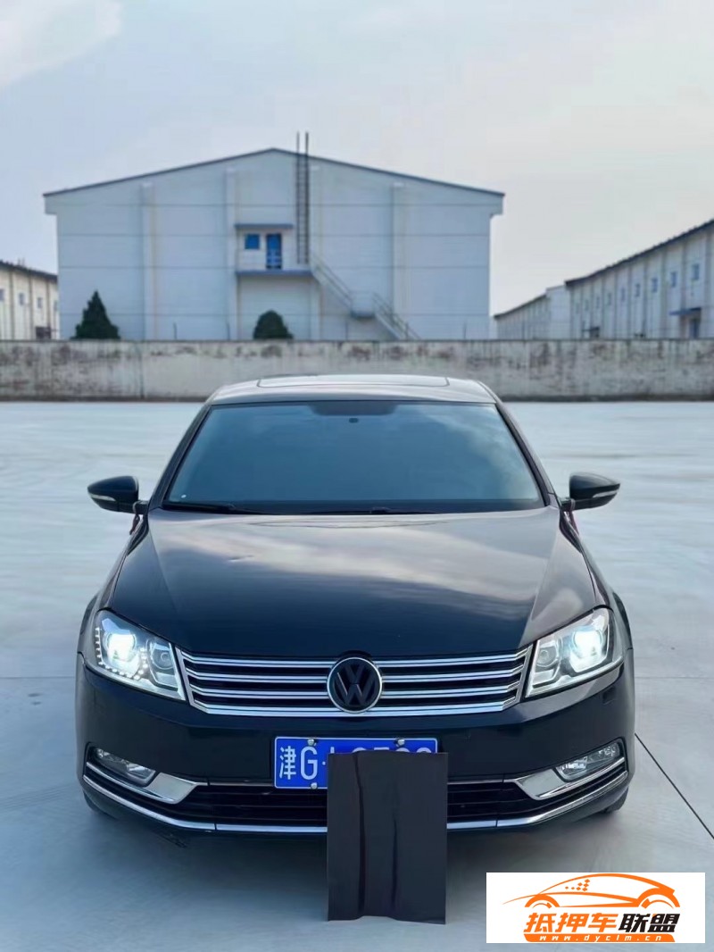  13年大眾邁騰轎車 