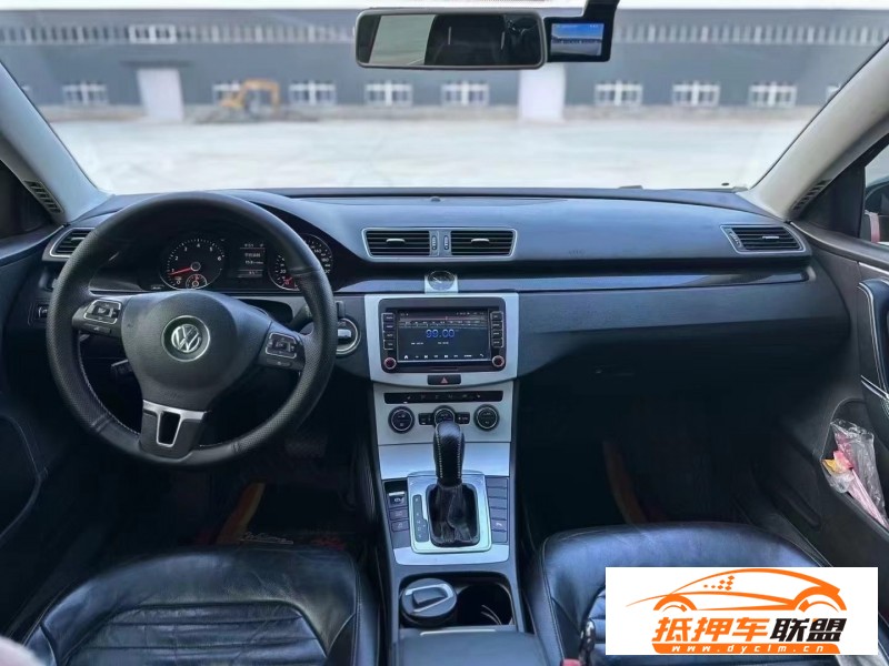  13年大眾邁騰轎車 