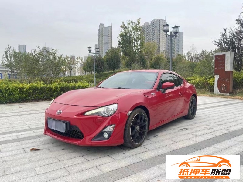  14年豐田86轎車 