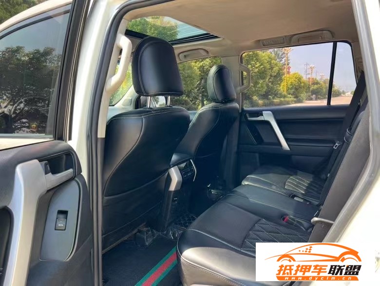  18年豐田普拉多SUV 