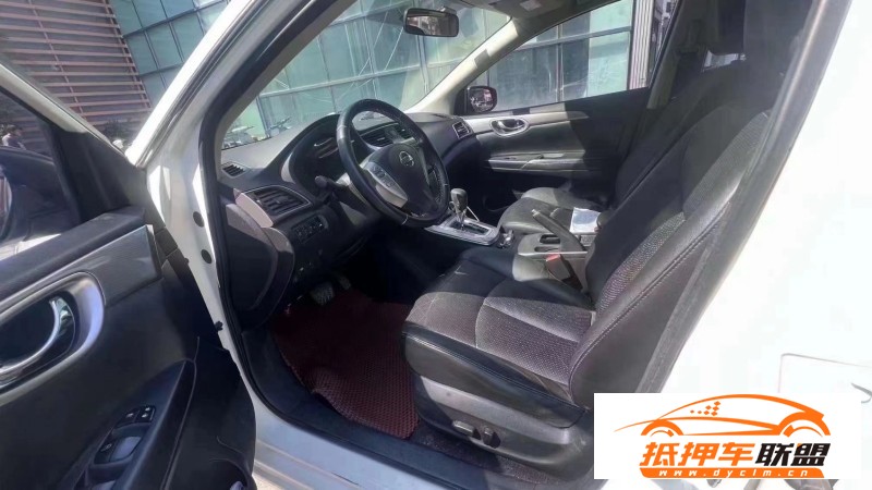  15年日產(chǎn)軒逸轎車 