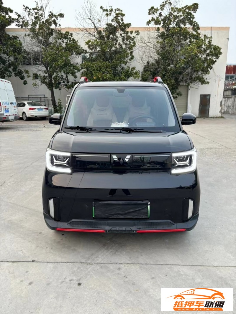  22年五菱汽車(chē)迷你轎車(chē) 