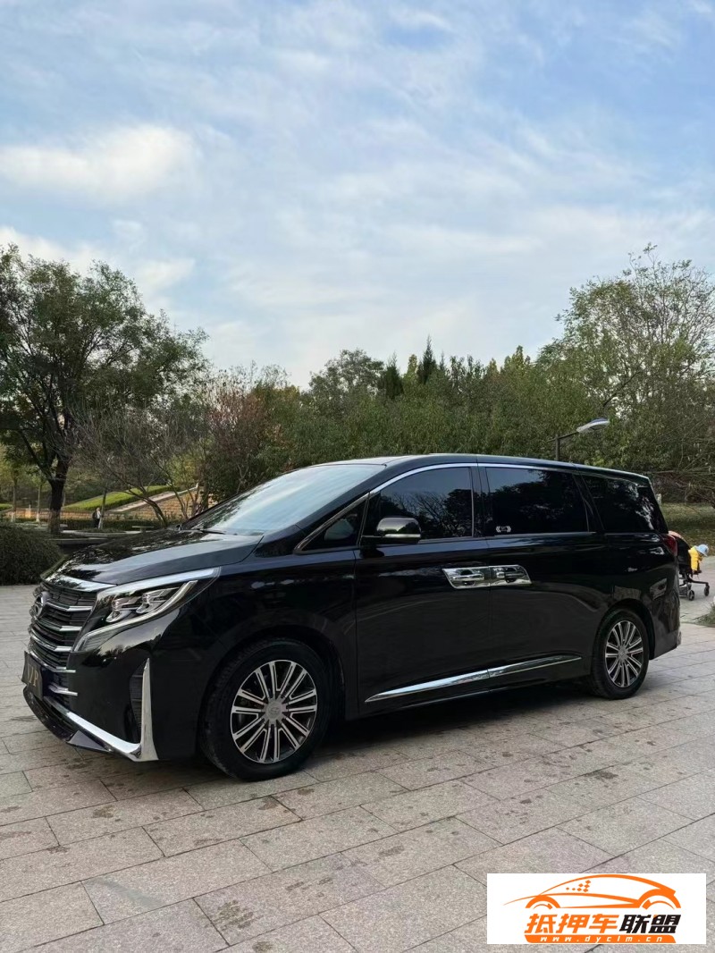 21年傳祺M8轎車 