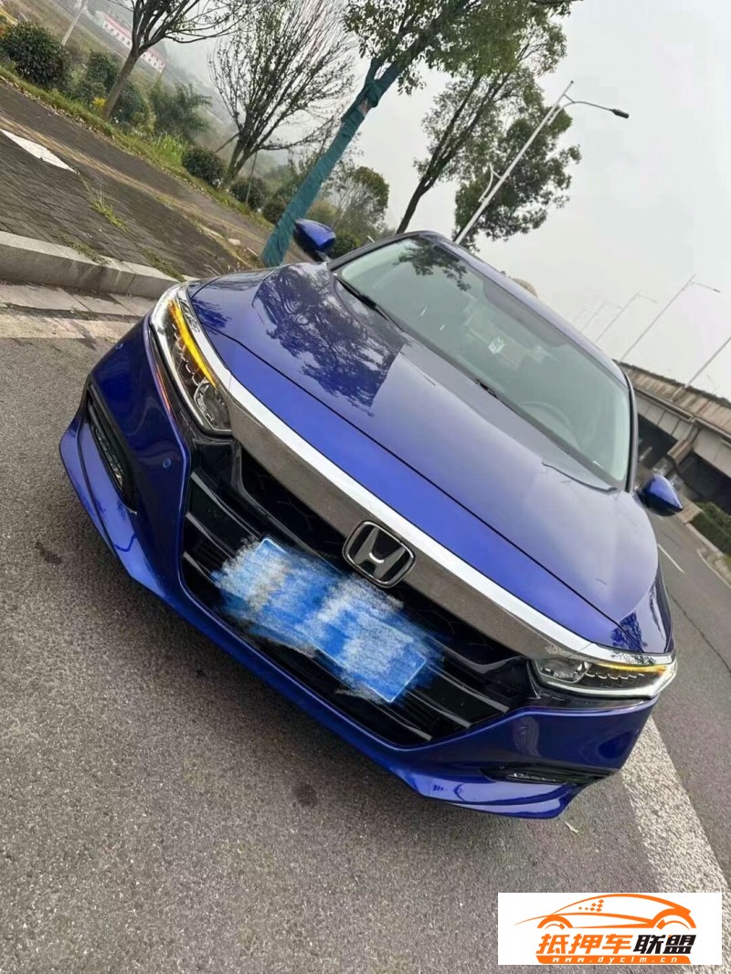 18年本田雅閣轎車 