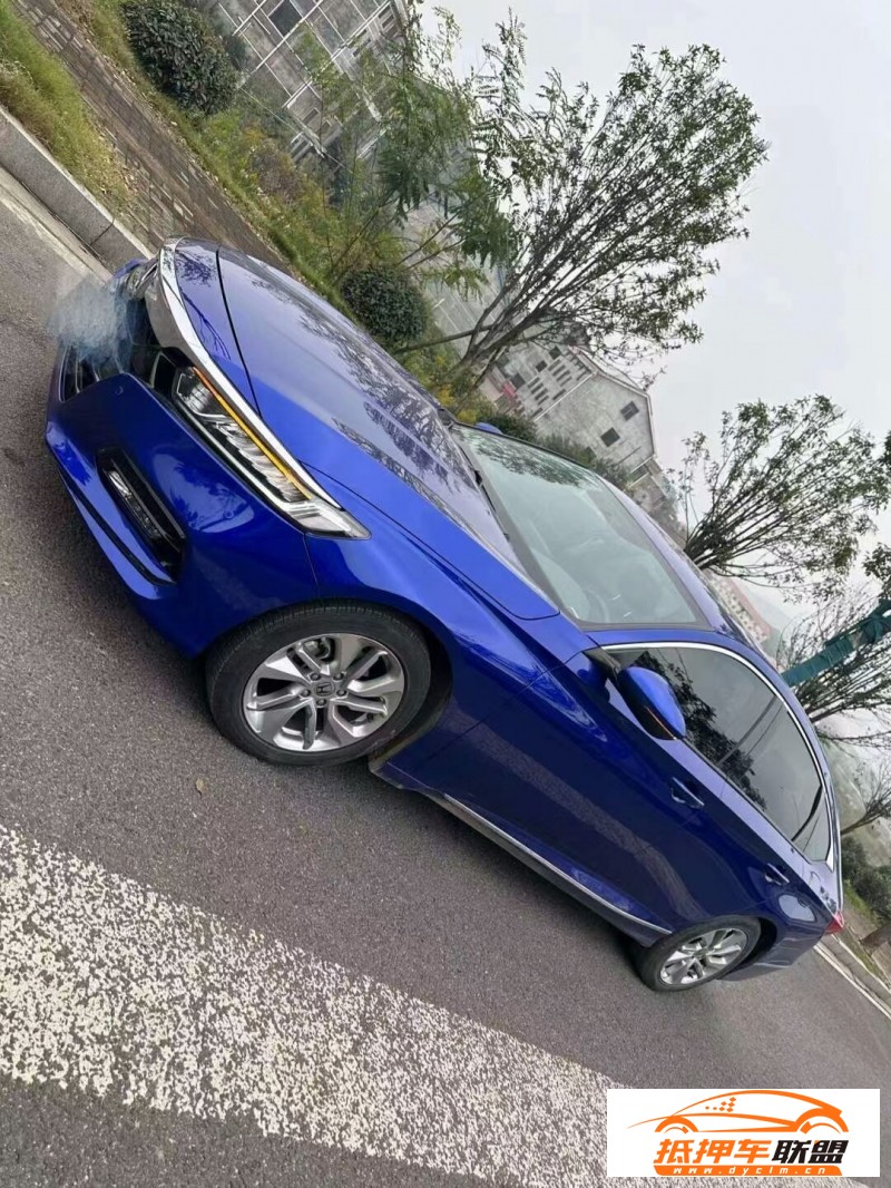  18年本田雅閣轎車 