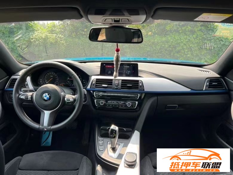  19年寶馬4系轎車 