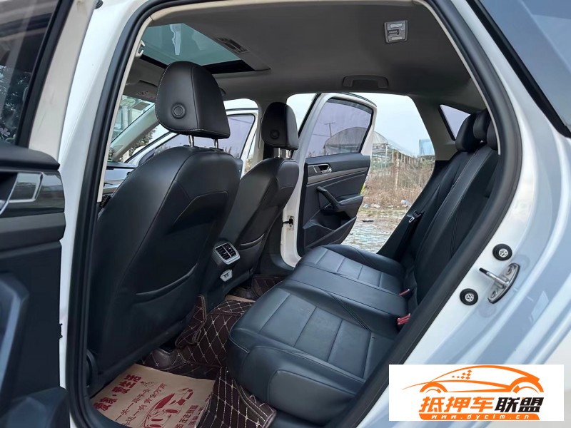  19年大眾朗逸轎車 