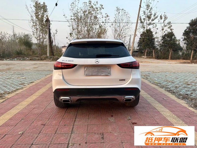  20年奔馳GLA轎車 