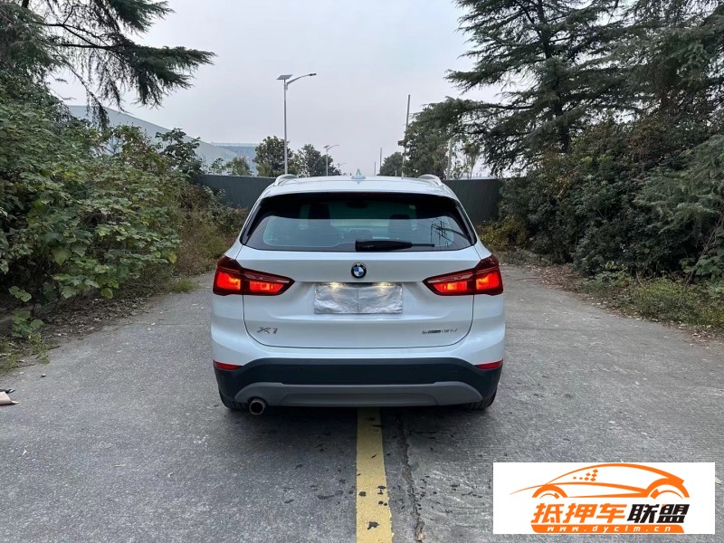  19年寶馬X1SUV 