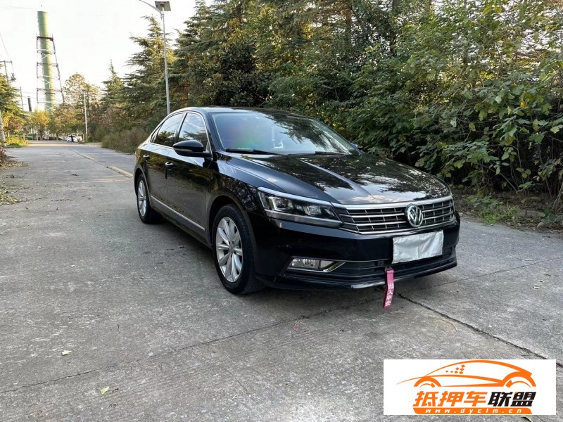  19年大眾帕薩特轎車 