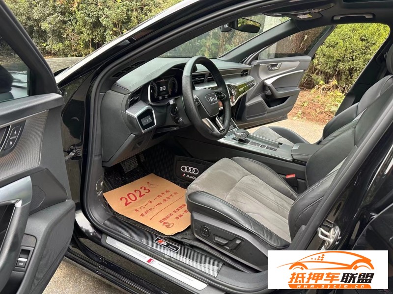 22年奧迪A6L轎車 