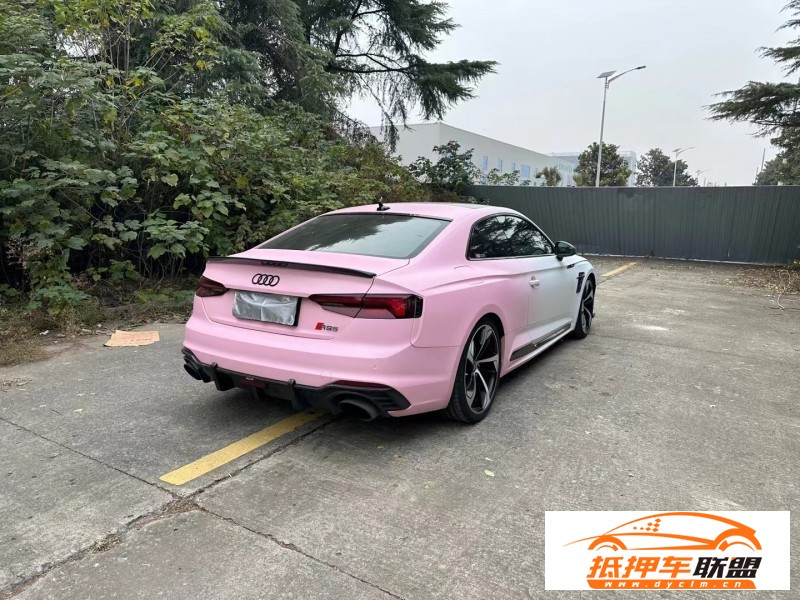  19年奧迪RS 5轎車 