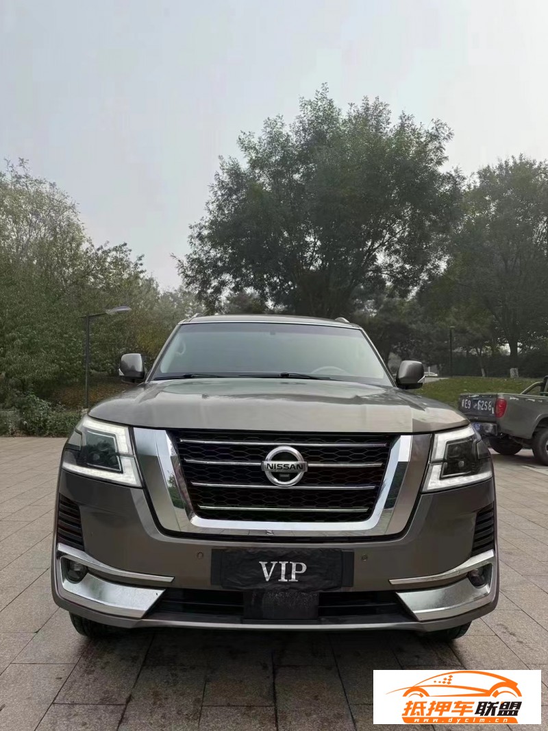  18年日產(chǎn)途樂(lè)轎車 