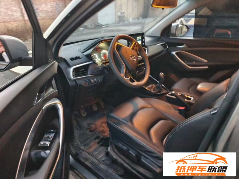  19年寶駿寶駿530SUV 