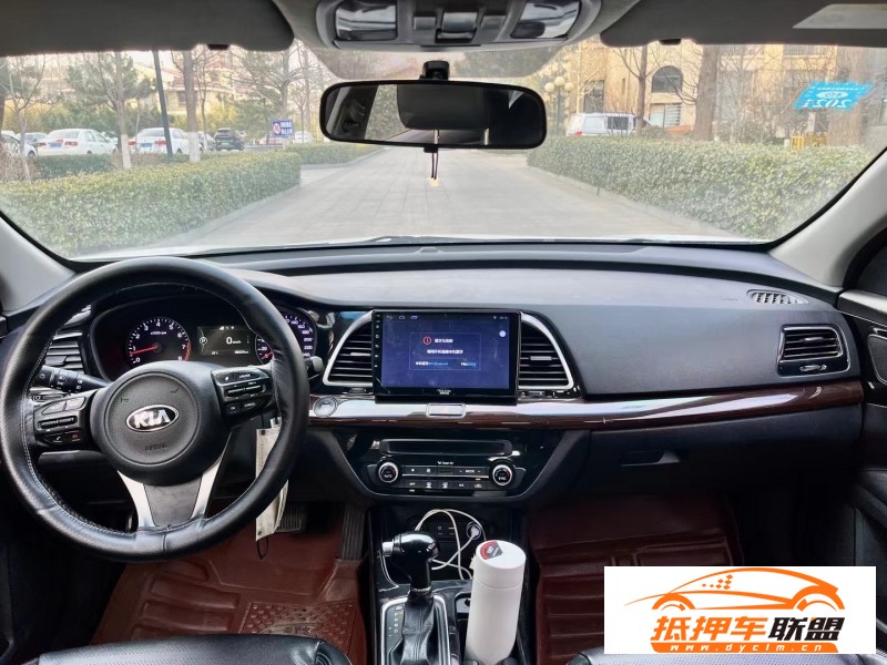  15年起亞K4轎車 