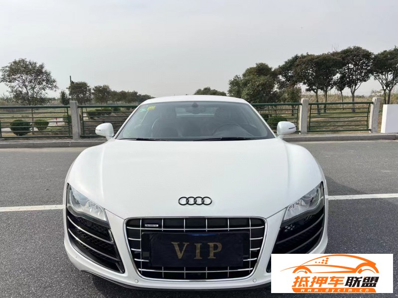  11年奧迪R8轎車 