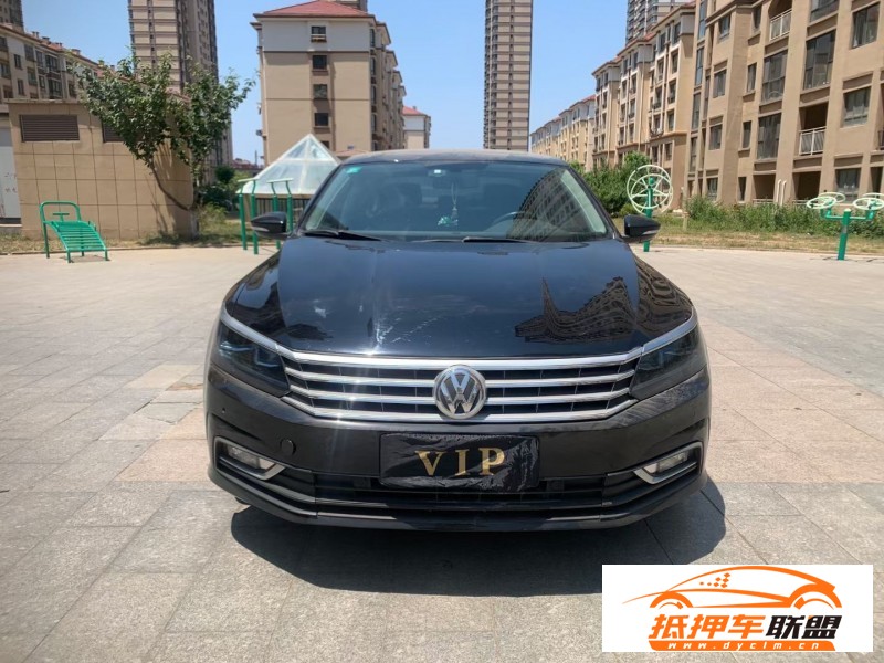  17年大眾帕薩特轎車 