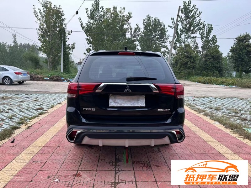  18年三菱歐藍(lán)德SUV 