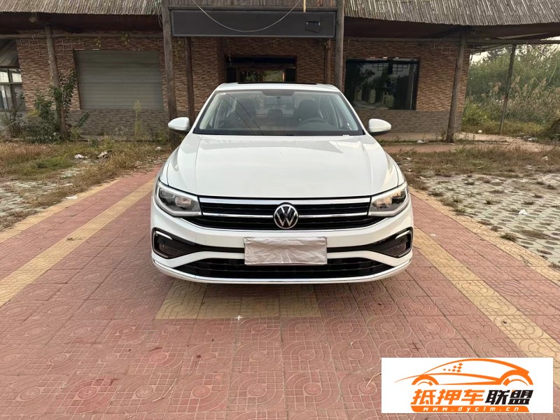  23年大眾寶來轎車 