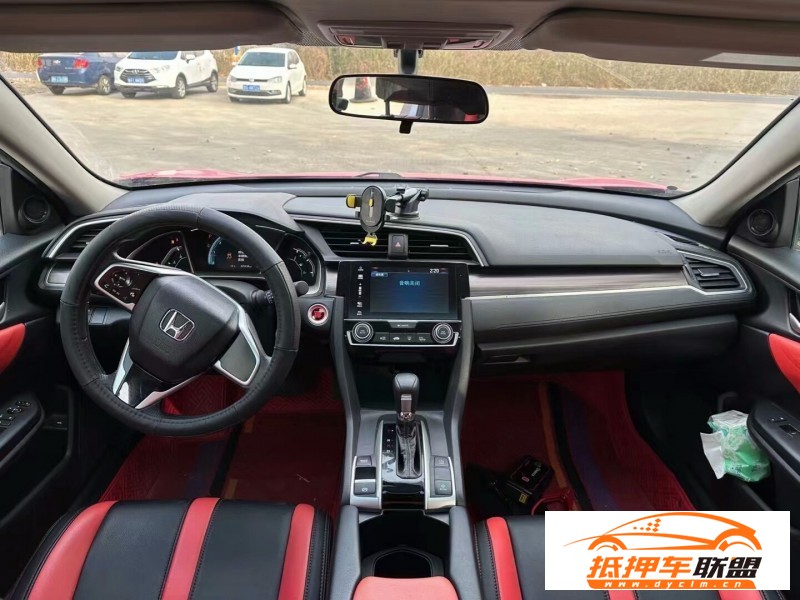  20年本田思域轎車 