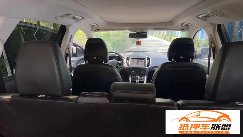  20年福特銳界轎車 