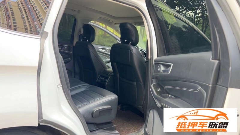  20年福特銳界轎車 