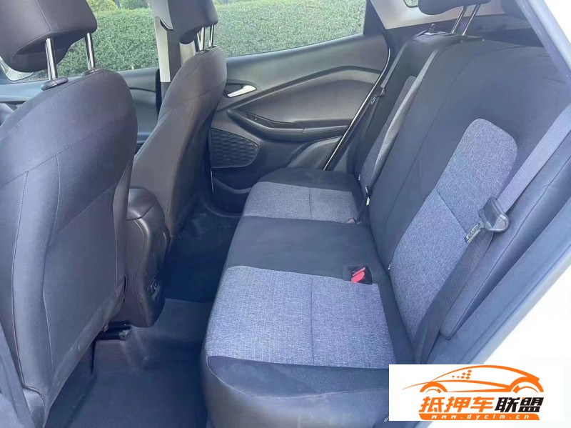  20年雪佛蘭創(chuàng)酷轎車 