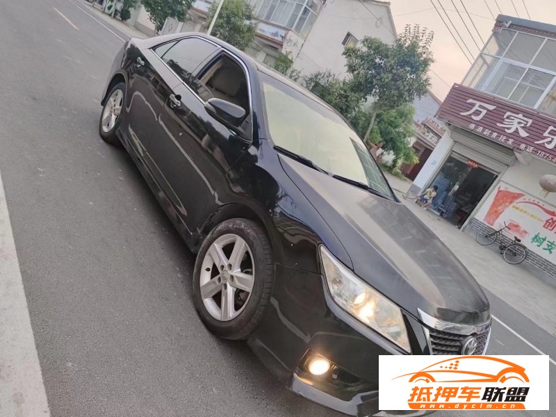  13年豐田凱美瑞轎車 