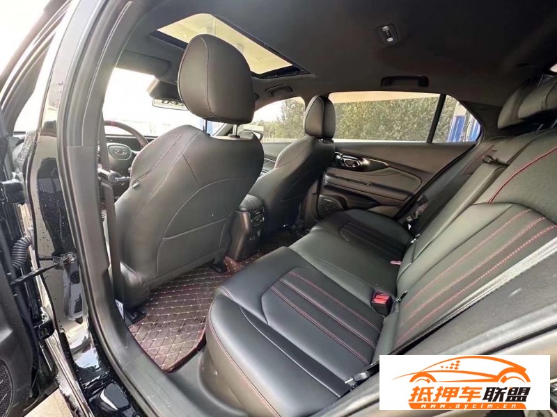  23年傳祺影豹轎車 