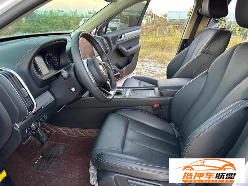  19年比亞迪唐轎車 