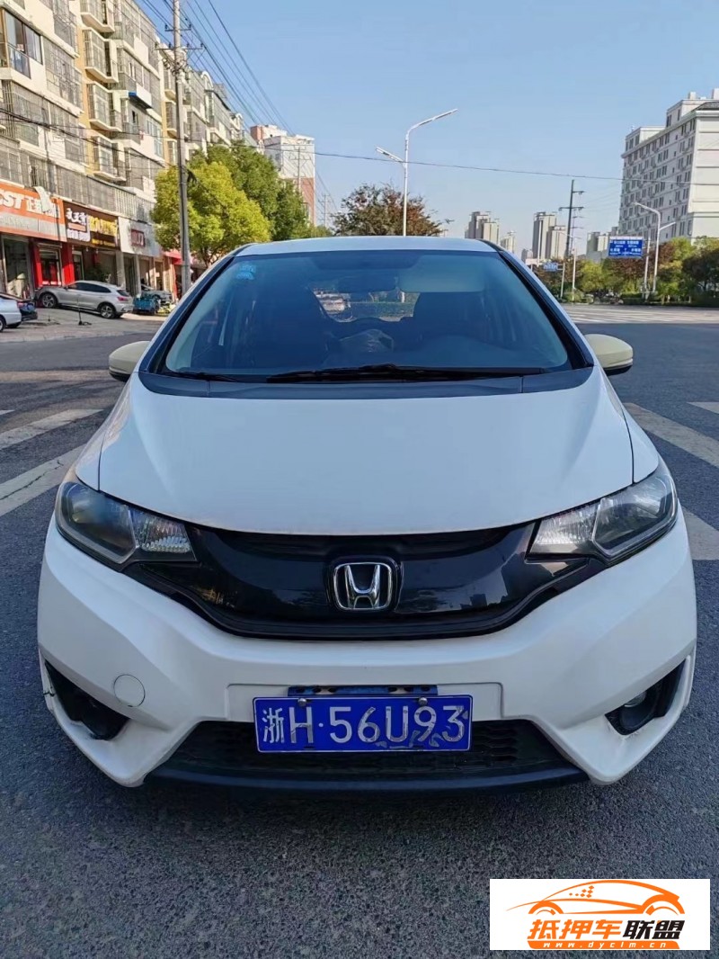  17年本田飛度轎車 