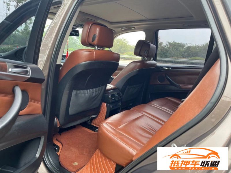  13年寶馬X5轎車 
