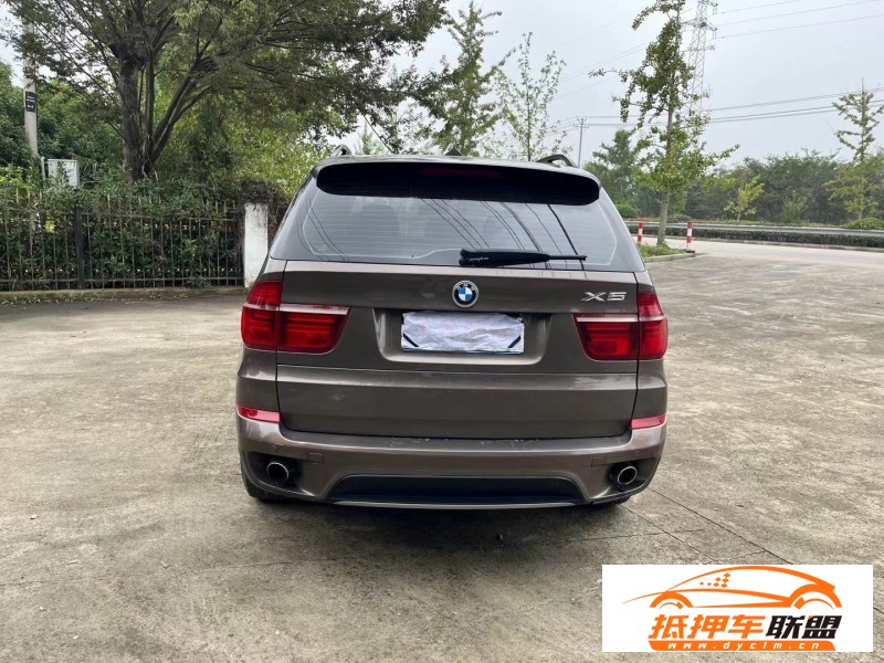  13年寶馬X5轎車 