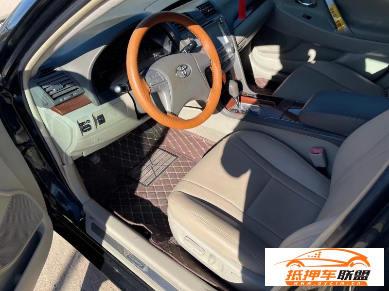  15年豐田凱美瑞轎車 