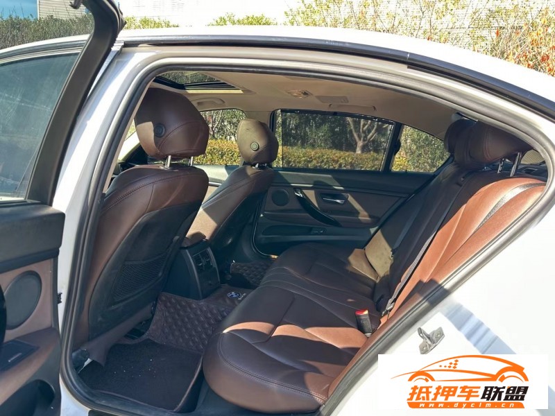  18年寶馬3系轎車 