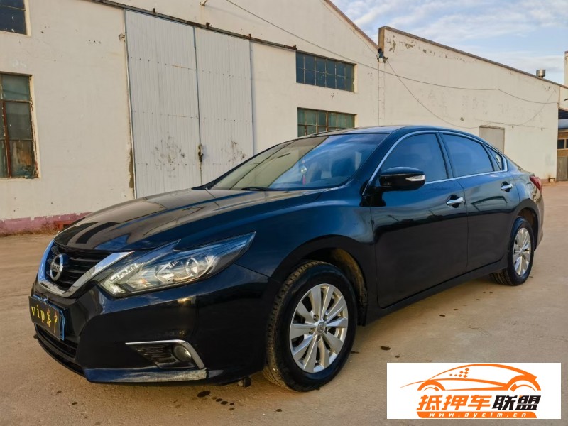  18年日產(chǎn)天籟轎車 
