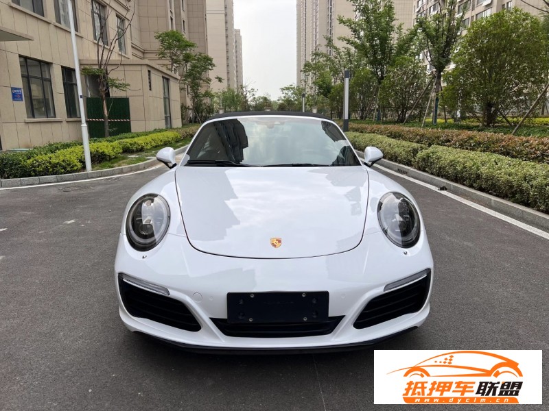  19年保时捷911轿车 
