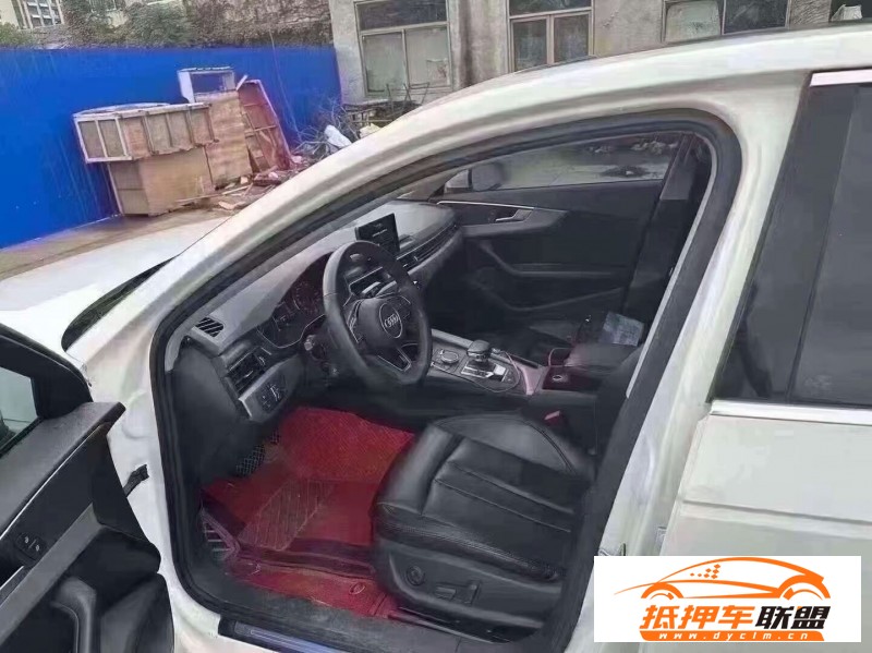  19年奧迪A4L轎車 
