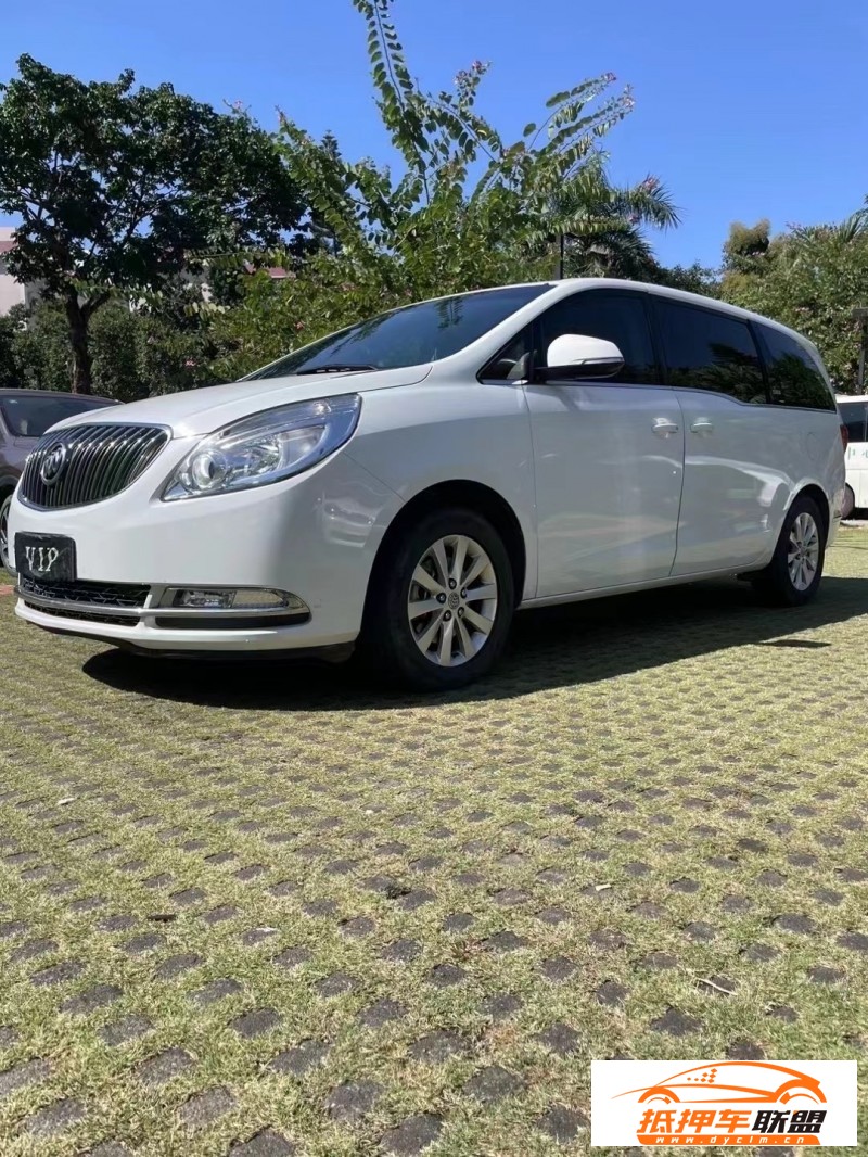  16年別克GL8轎車 
