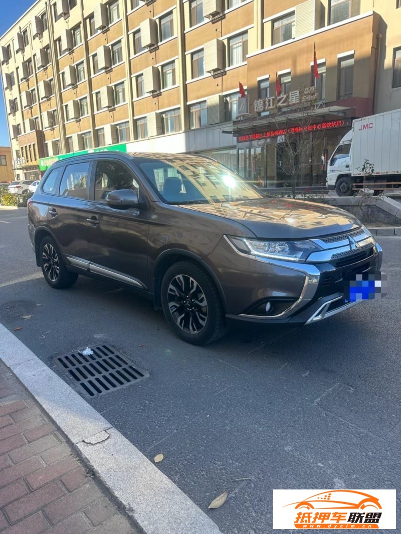  19年三菱歐藍(lán)德SUV 