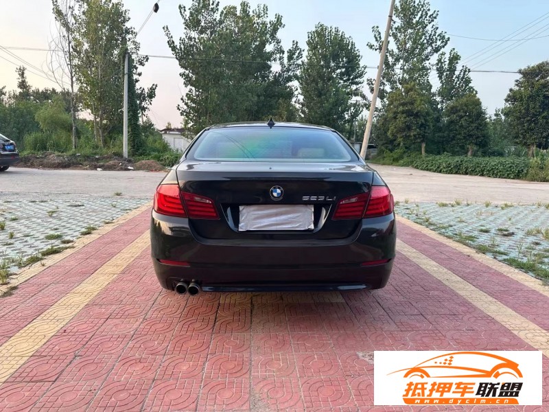  11年寶馬5系轎車 
